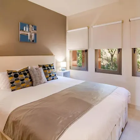 Daire Spacious 3br In New Golden Mile, Ideal For Families & Long Estepona